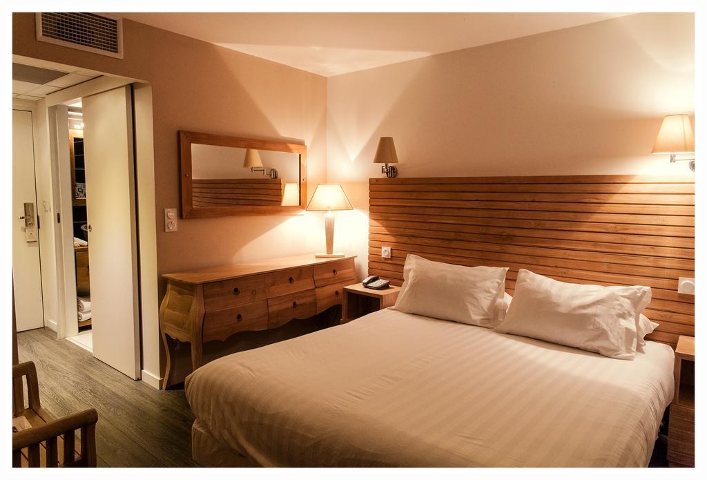 Rives D'Or Hotel Ла-Сейн-сюр-Мер Экстерьер фото
