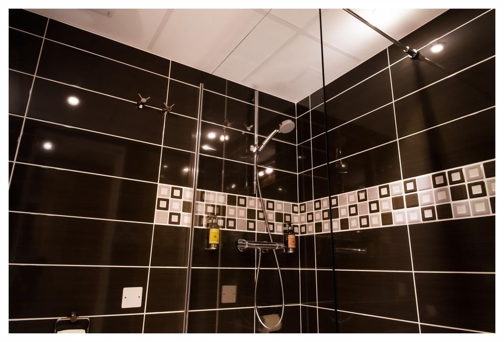 Rives D'Or Hotel Ла-Сейн-сюр-Мер Экстерьер фото
